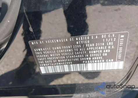 2013 Volkswagen Jetta 2.5L Se z USA, uszkodzony, nr VIN 3VWDP7AJ4DM402066